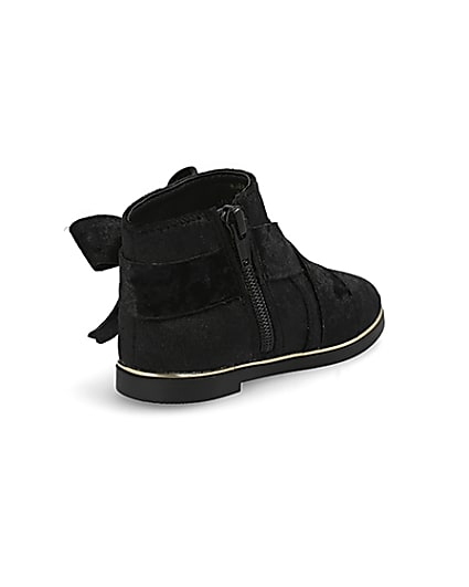 360 degree animation of product Mini girls black bow ankle boots frame-12