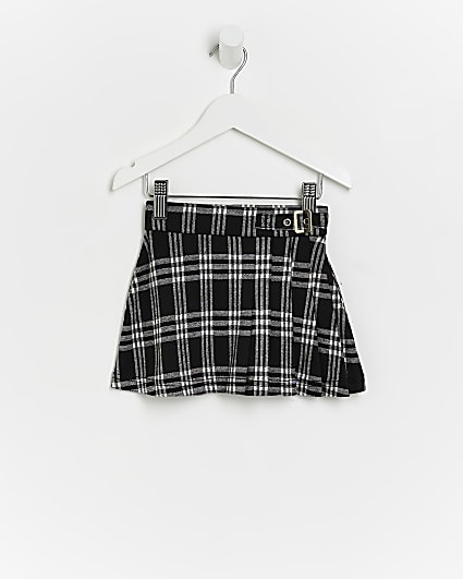 Mini girls black check buckle pleat skirt