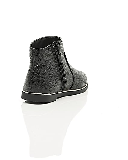 360 degree animation of product Mini girls black crinkle ankle boots frame-14