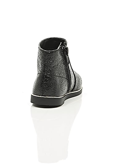 360 degree animation of product Mini girls black crinkle ankle boots frame-15