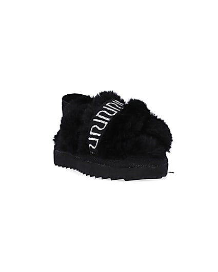 360 degree animation of product Mini Girls Black Crossover Faux Fur Slippers frame-19