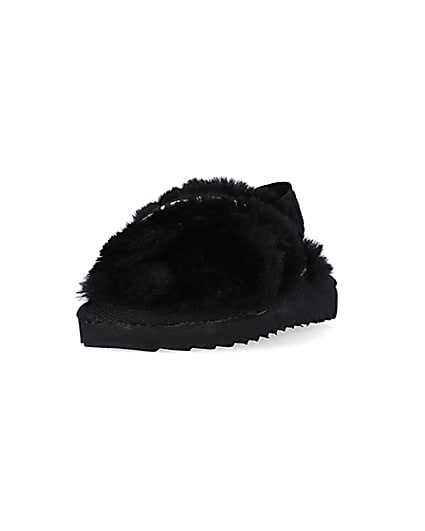 360 degree animation of product Mini Girls Black Crossover Faux Fur Slippers frame-23