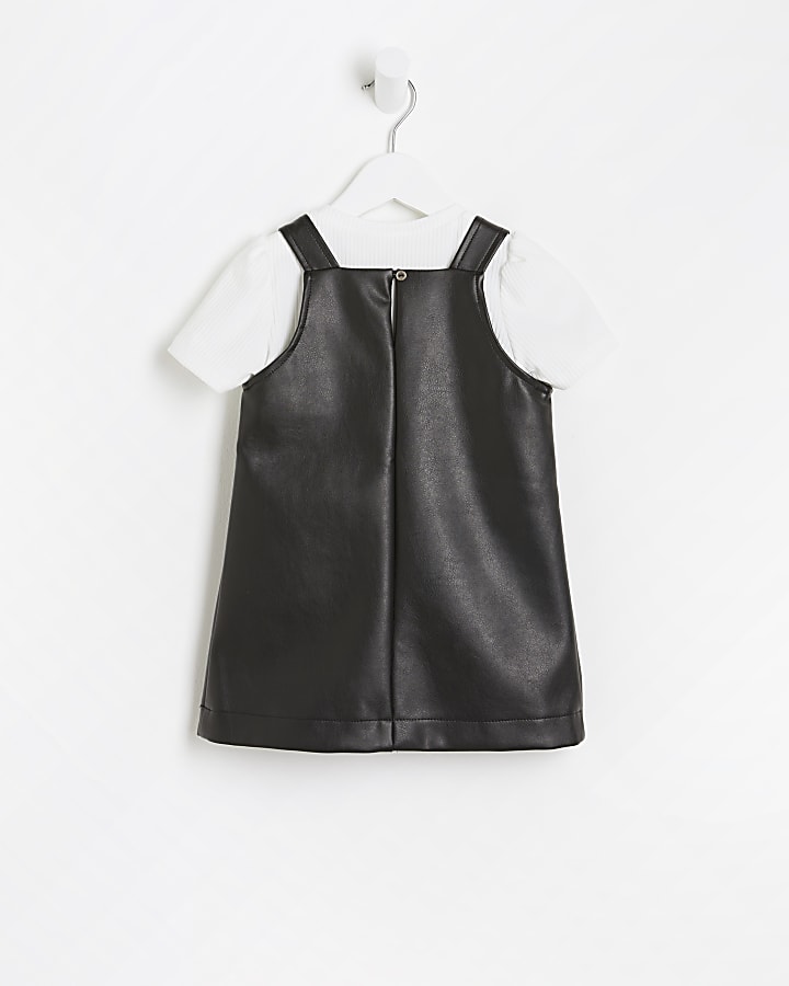 Mini girls black faux leather pinafore dress