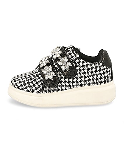 360 degree animation of product Mini girls black houndstooth trainers frame-3