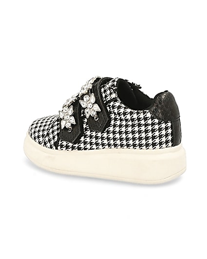 360 degree animation of product Mini girls black houndstooth trainers frame-5