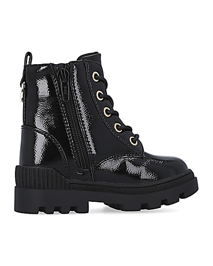 360 degree animation of product Mini girls black lace up patent chunky boots frame-14