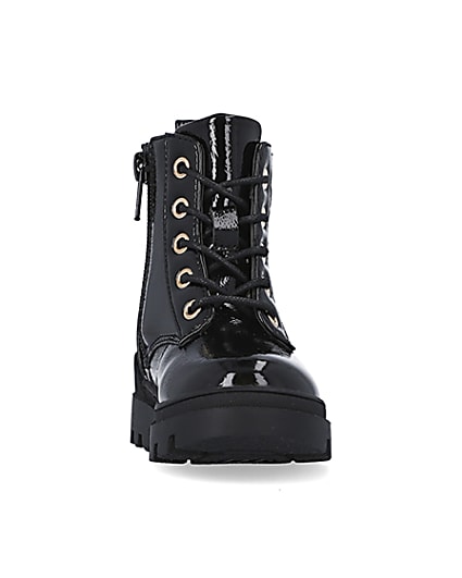360 degree animation of product Mini girls black lace up patent chunky boots frame-20