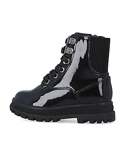 360 degree animation of product Mini girls black patent hiker boots frame-4