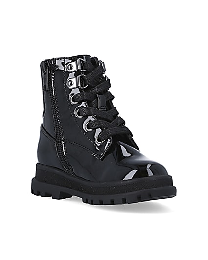 360 degree animation of product Mini girls black patent hiker boots frame-18