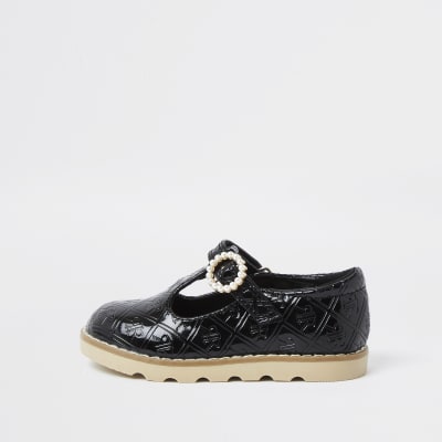 girls patent shoes