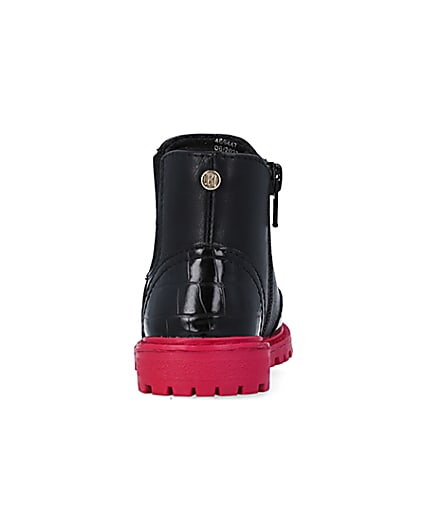 360 degree animation of product mINI Girls Black Pink Sole Boots frame-9