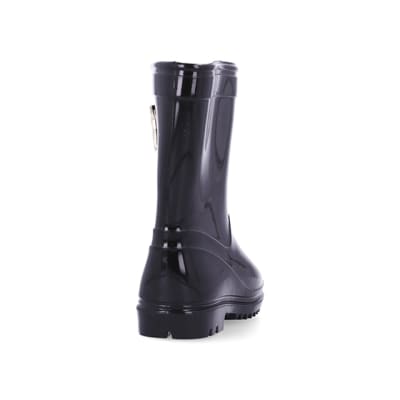 360 degree animation of product Mini girls black RI branded wellie boots frame-10