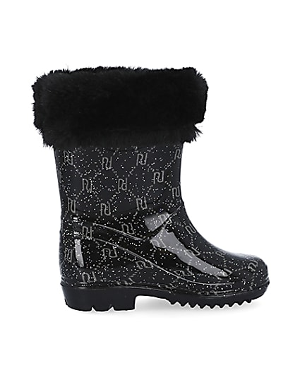 360 degree animation of product Mini girls black RI faux fur wellie boots frame-14