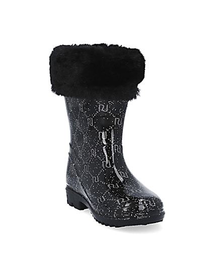 360 degree animation of product Mini girls black RI faux fur wellie boots frame-19
