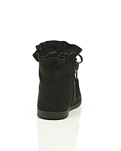 360 degree animation of product Mini girls black ruffle top tassel boots frame-15