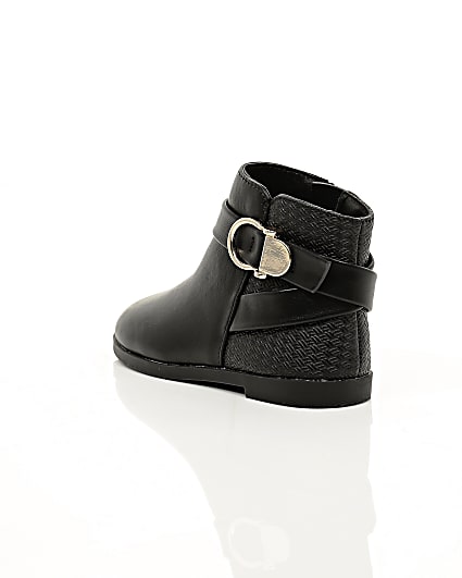360 degree animation of product Mini girls black snaffle ankle boots frame-18