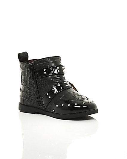 360 degree animation of product Mini girls black stud buckle ankle boots frame-7
