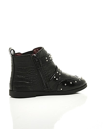 360 degree animation of product Mini girls black stud buckle ankle boots frame-11