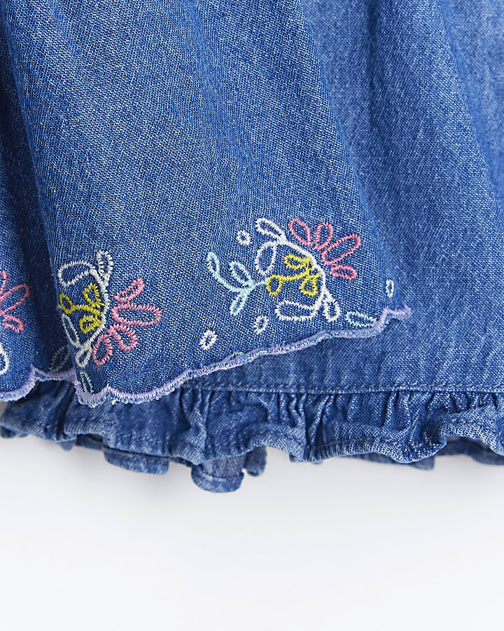 Mini girls blue denim embroidered shorts set