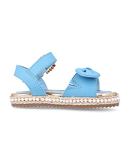 360 degree animation of product Mini Girls Blue Pearl Embellished Sandals frame-16