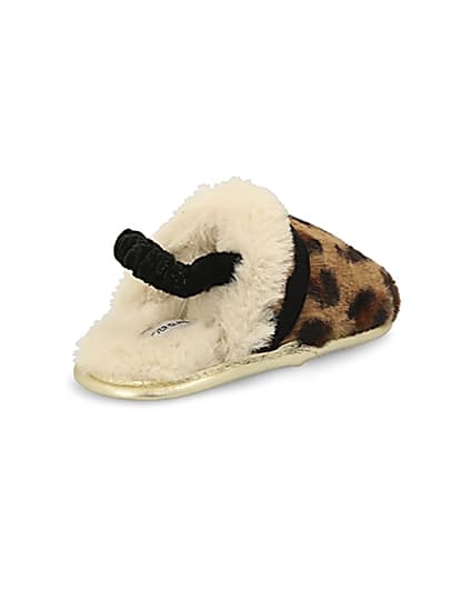 360 degree animation of product Mini girls brown leopard faux fur slippers frame-12