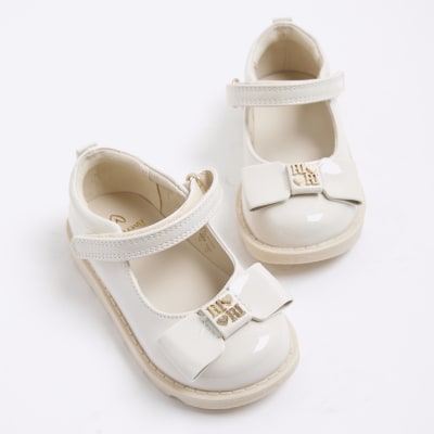 Mini Girls Cream Bow Mary Jane Shoes River Island