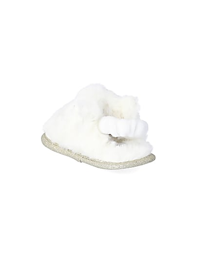 360 degree animation of product Mini girls cream cat slippers frame-7