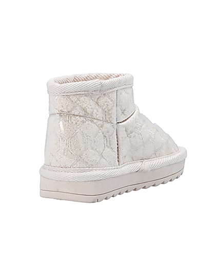 360 degree animation of product Mini Girls Cream Faux Fur Lined Ankle Boots frame-11