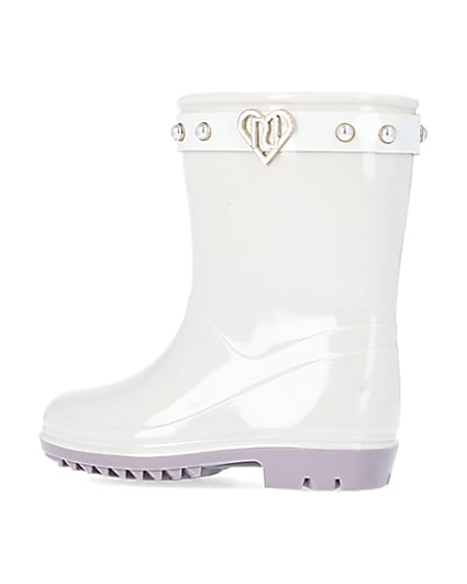 360 degree animation of product Mini girls cream RI heart pearl wellie boots frame-4