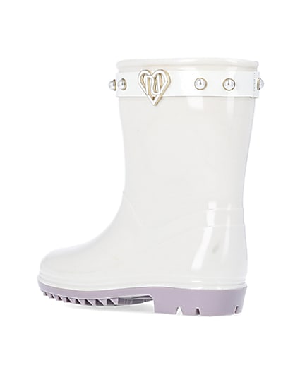 360 degree animation of product Mini girls cream RI heart pearl wellie boots frame-5