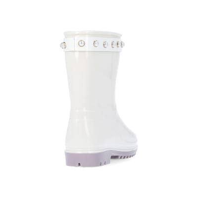 360 degree animation of product Mini girls cream RI heart pearl wellie boots frame-10