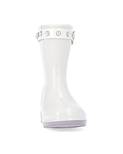 360 degree animation of product Mini girls cream RI heart pearl wellie boots frame-20