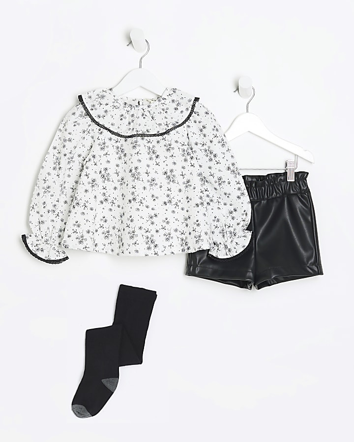 Mini girls floral blouse and shorts set