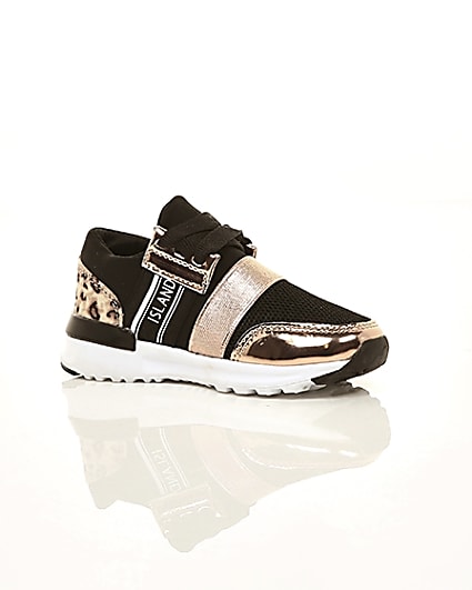 360 degree animation of product Mini girls gold leopard print runner trainers frame-8