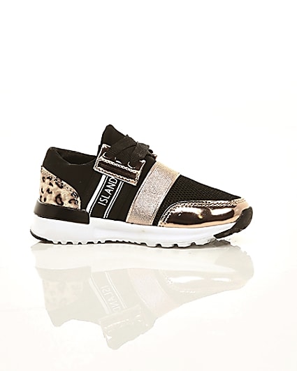 360 degree animation of product Mini girls gold leopard print runner trainers frame-9