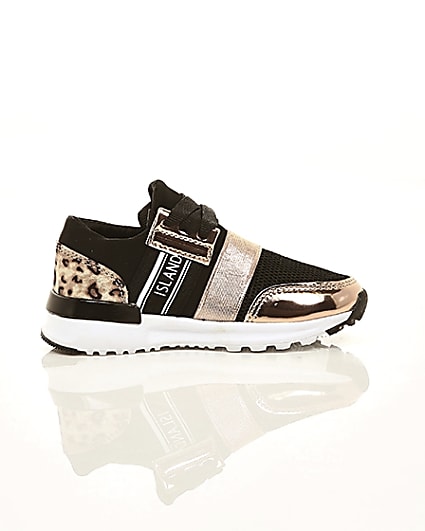 360 degree animation of product Mini girls gold leopard print runner trainers frame-10