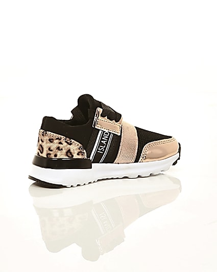 360 degree animation of product Mini girls gold leopard print runner trainers frame-12