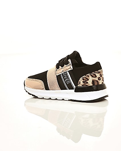 360 degree animation of product Mini girls gold leopard print runner trainers frame-20