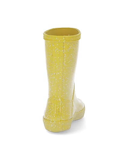 360 degree animation of product Mini girls Hunter yellow glitter wellie boots frame-10