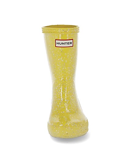 360 degree animation of product Mini girls Hunter yellow glitter wellie boots frame-21