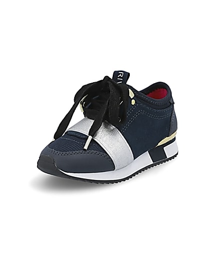 360 degree animation of product Mini girls navy runner trainers frame-0