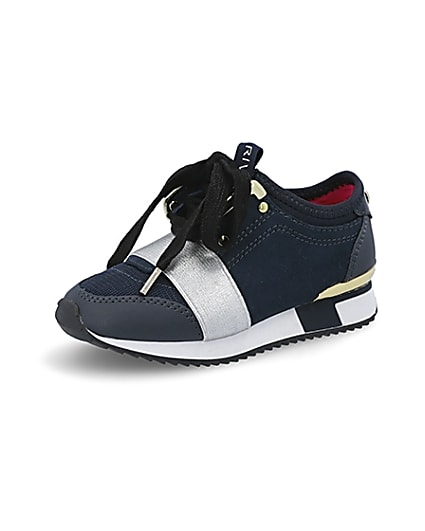 360 degree animation of product Mini girls navy runner trainers frame-1
