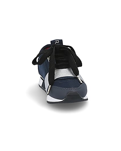 360 degree animation of product Mini girls navy runner trainers frame-20