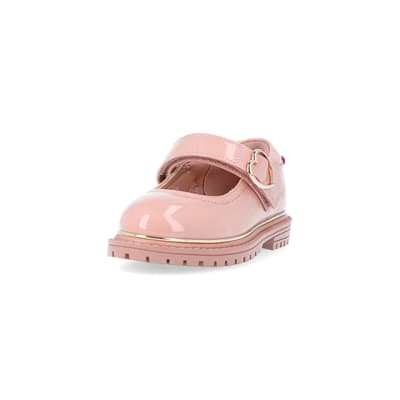360 degree animation of product Mini girls pink heart buckle mary jane shoes frame-23
