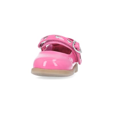 360 degree animation of product Mini girls pink heart buckle Mary Jane shoes frame-22