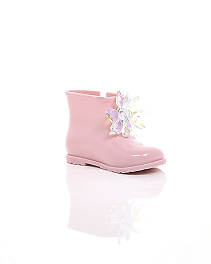 360 degree animation of product Mini girls pink patent 3D embellished wellies frame-7
