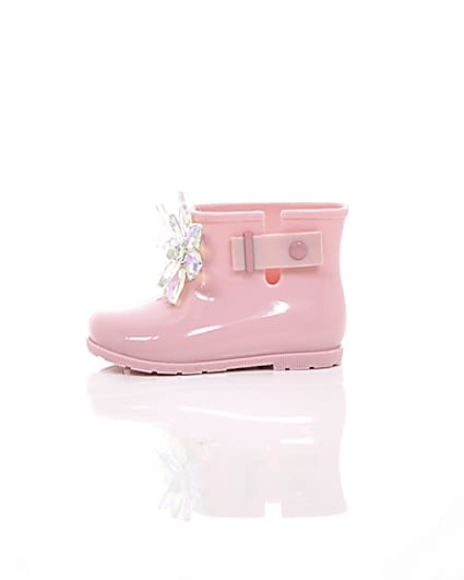 360 degree animation of product Mini girls pink patent 3D embellished wellies frame-22