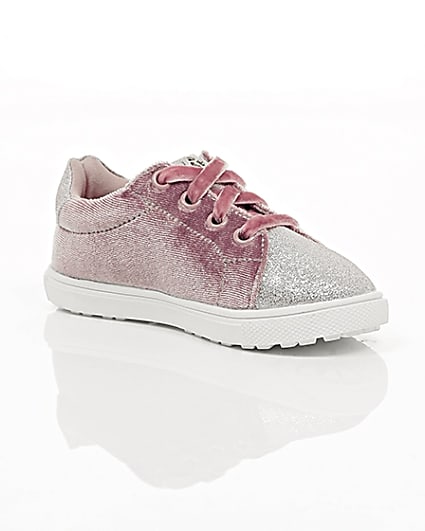 360 degree animation of product Mini girls pink velvet lace-up trainers frame-7