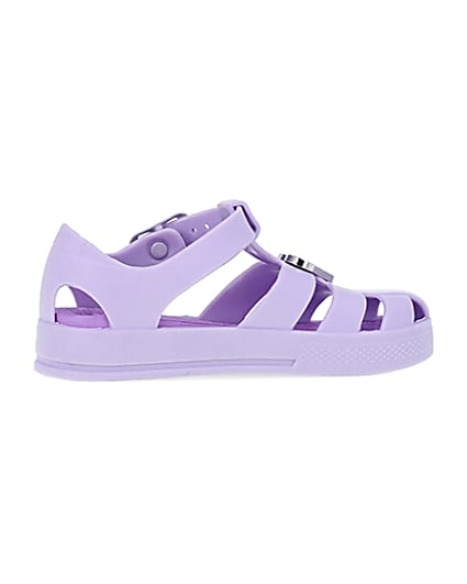 360 degree animation of product Mini girls purple matte jelly shoes frame-14
