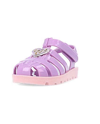 360 degree animation of product Mini girls purple RI jelly sandals frame-23
